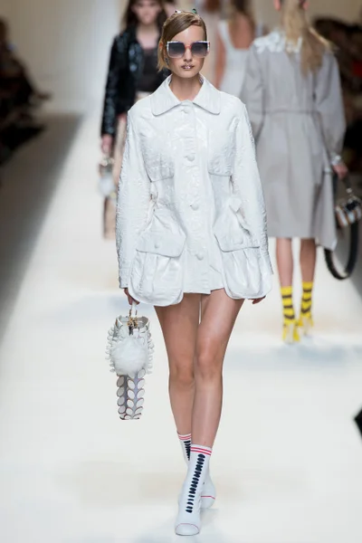 Look 31